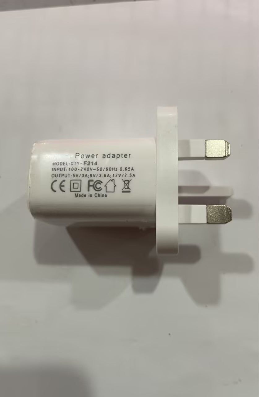 Cool G shaped LED lamp with wireless charger and time combo